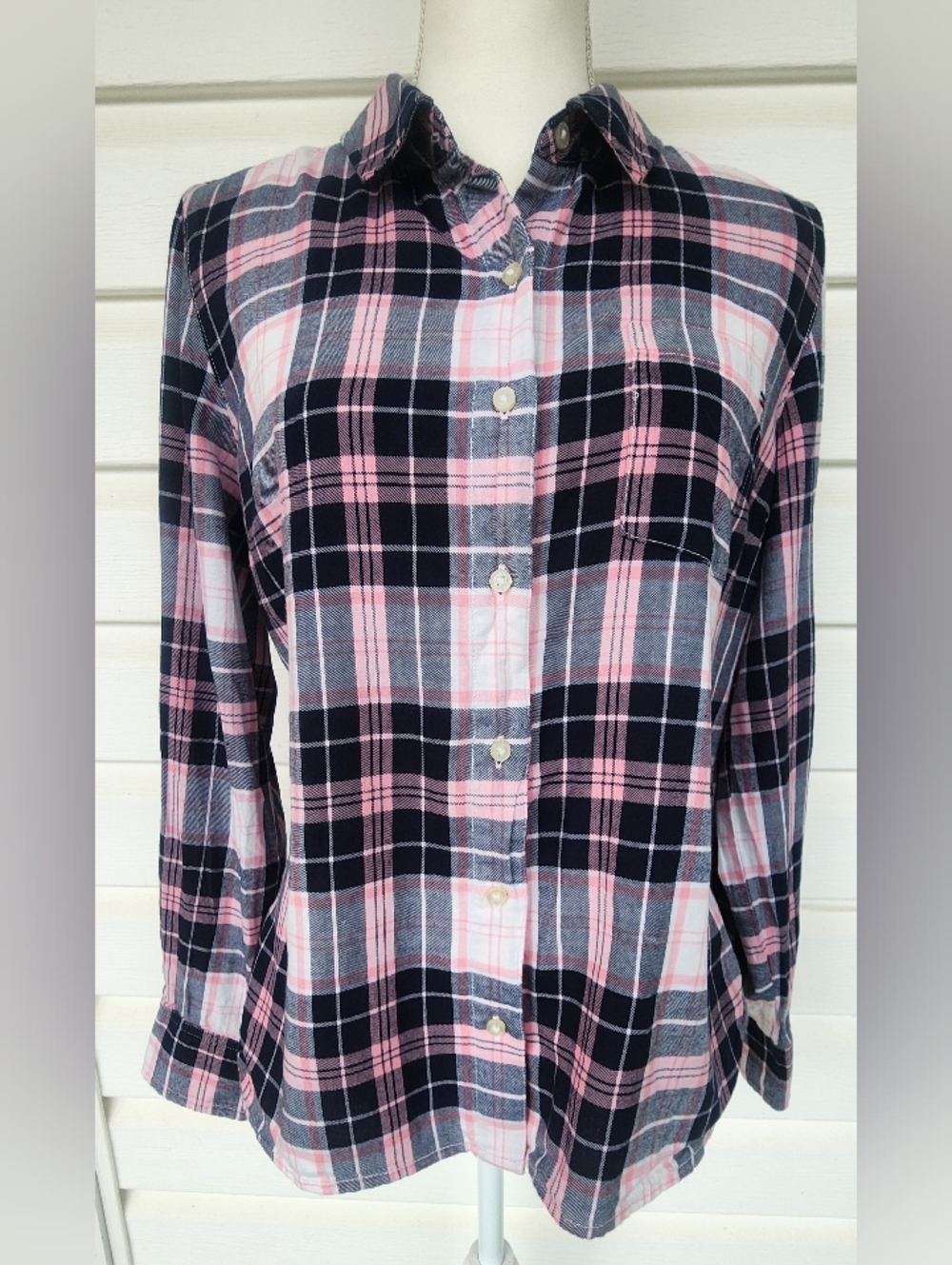 Tommy Hilfiger Navy, Pink, White Plaid - Button Doen Cotton Fleece Shirt!